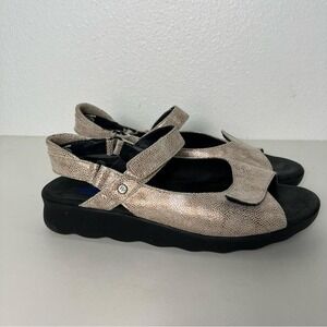 Wolky Pichu Comfort Sandals Beige Caviar Leather walking sandal size 42 comfy